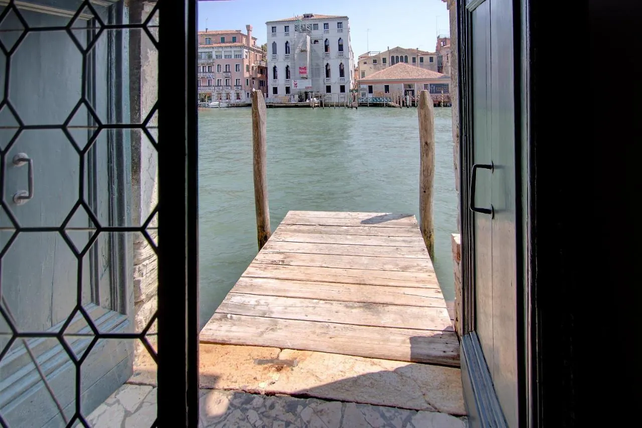 Tribuno Grand Canal Benátky Apartmán